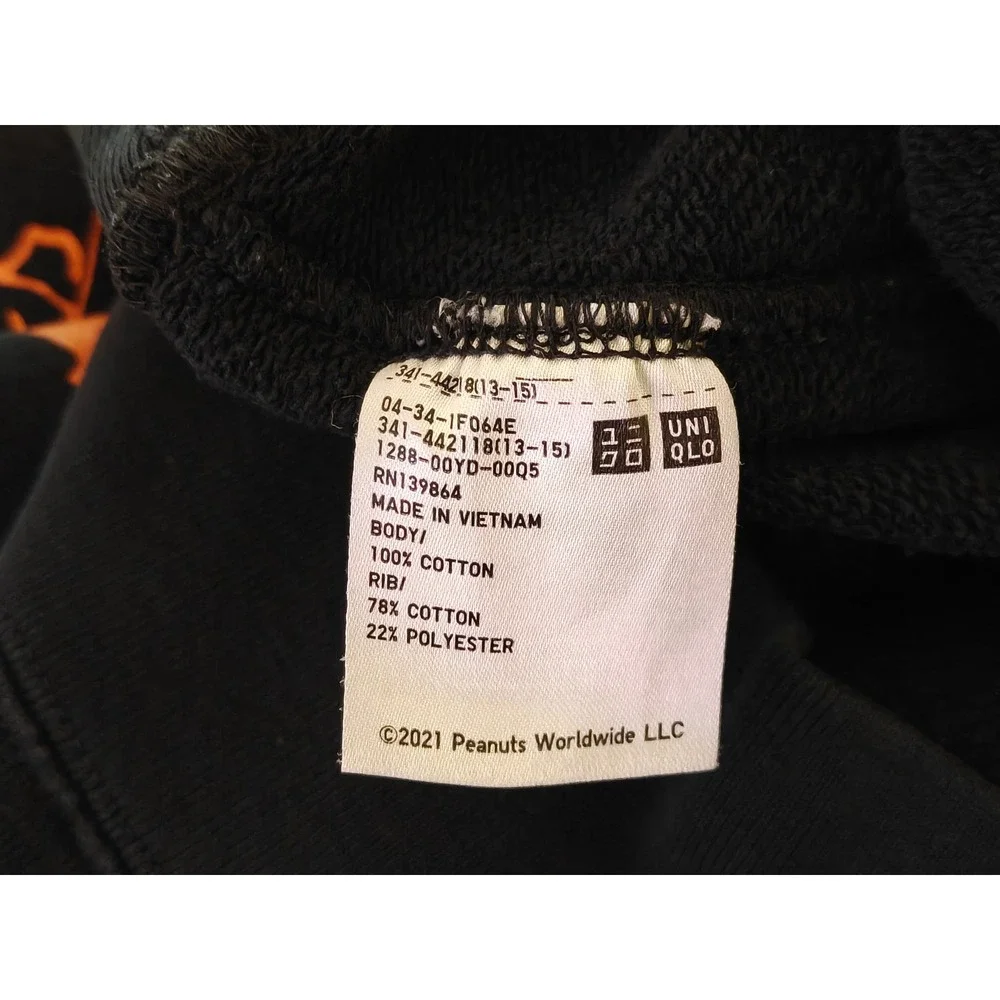 Uniqlo UT Peanuts Snoopy Charlie Brown Dance It Out Sweatshirt Black XS 442118 - Picture 5 of 10